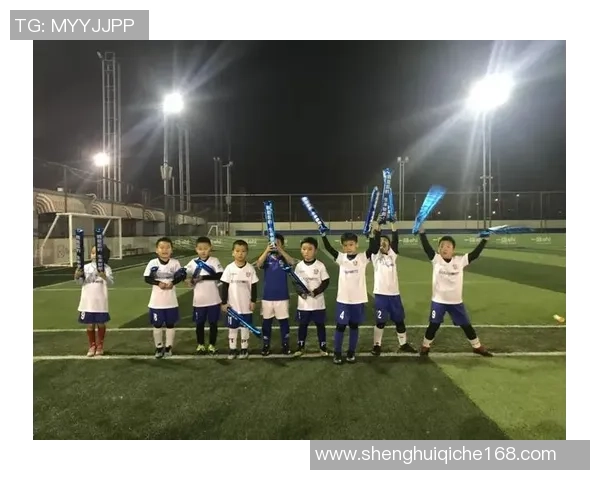 成都羽毛球队总决赛之路:拼搏与荣耀的奋斗故事分享 成都羽毛球队总决赛之路:拼搏与荣耀的奋斗故事分享